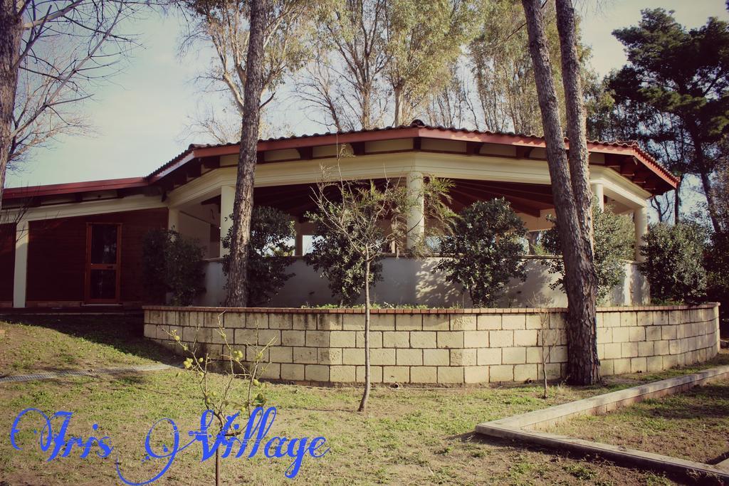 Iris Village San Sostene Exterior foto