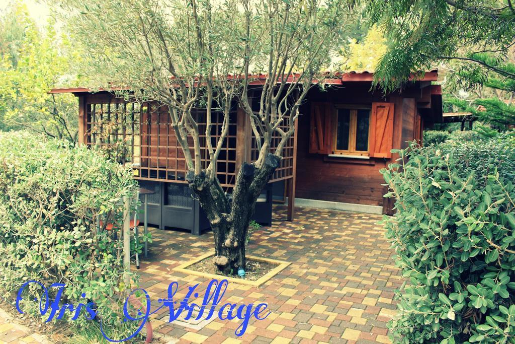 Iris Village San Sostene Exterior foto