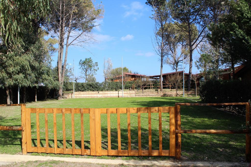 Iris Village San Sostene Exterior foto